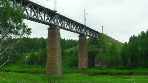 Ж/д мост между Новый Быт и Синарский.JPG